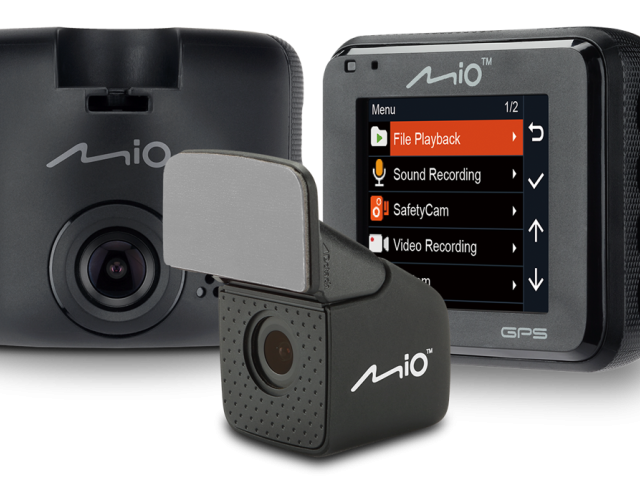 Duální autokamera Mio MiVue C380 nově s režimem Parking!