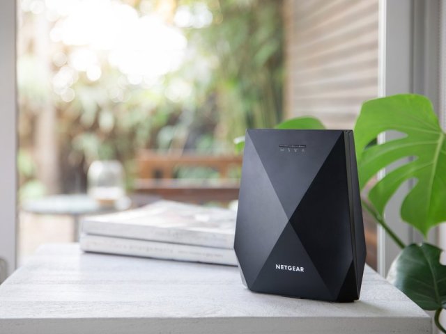 Nový třípásmový mesh extender NETGEAR Nighthawk X6