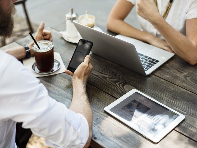 S mobilním přístupem k firemním mailům se potýká 42 % IT administrátorů