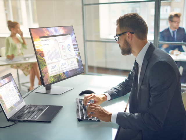 Dell rozšířil nabídku monitorů UltraSharp