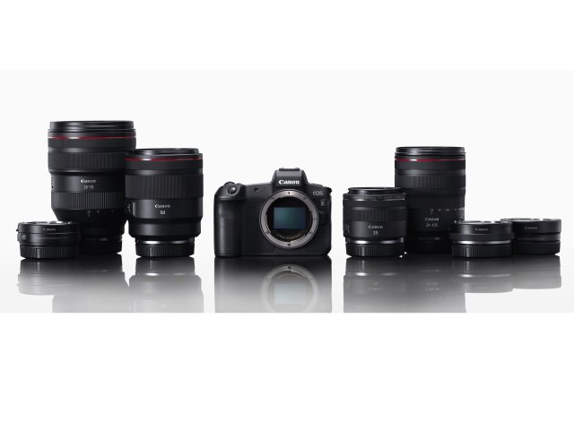 Canon představil kompletně nový full frame EOS R