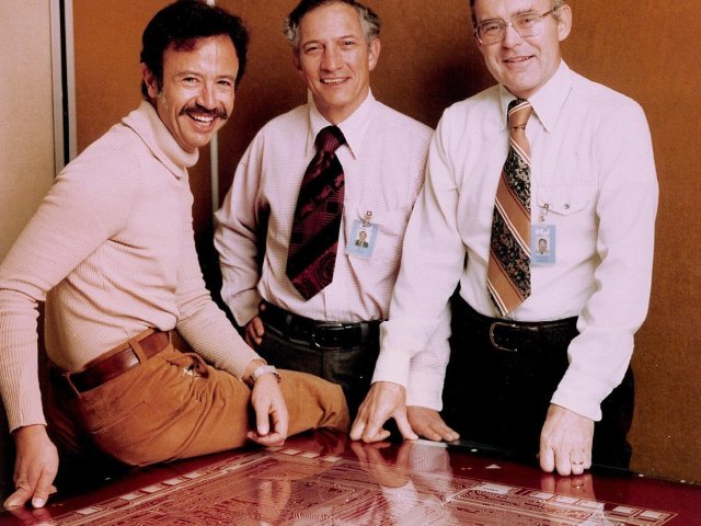 Infografika: Intel oslavil 50 let. Připomeňte si jeho největší inovace