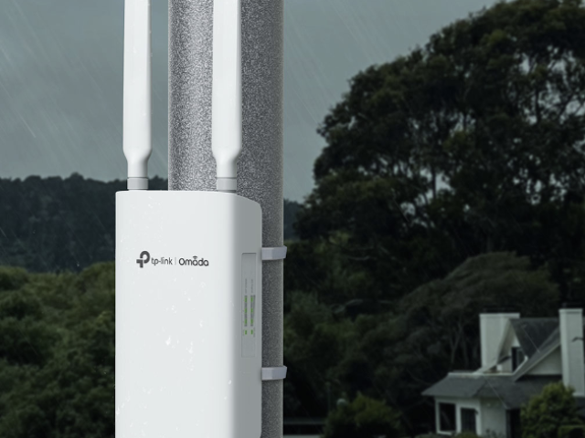 TP-Link představil 4G router pro venkovní instalace