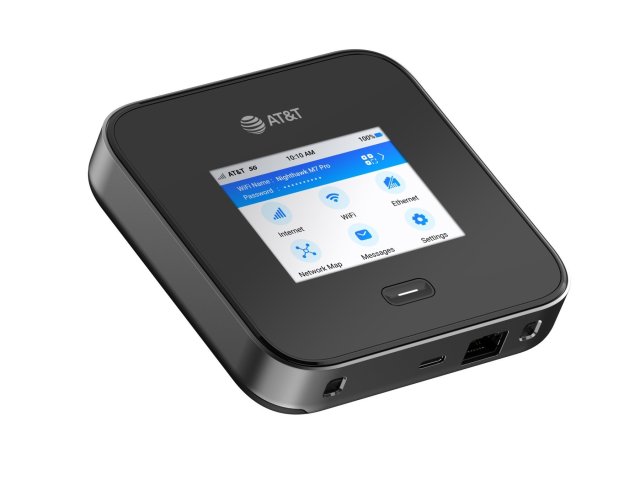 Netgear rozšířil nabídku o mobilní router Nighthawk 5G M7 Pro