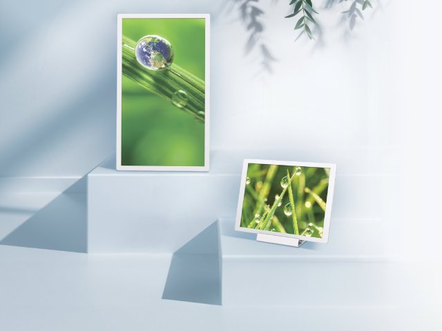 Sharp/NEC představuje nové 13" a 25" displeje ePaper