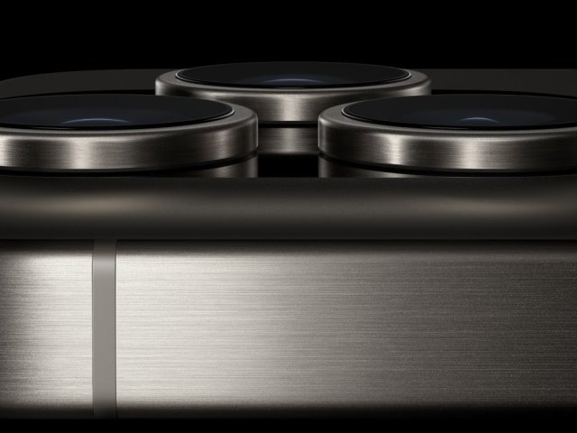 Apple představil titanový iPhone 15 Pro a další novinky