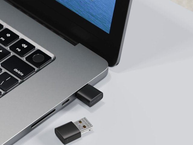 Mercusys MA20NB: Kompaktní AC650 USB adaptér s Wi‑Fi a Bluetooth v jednom