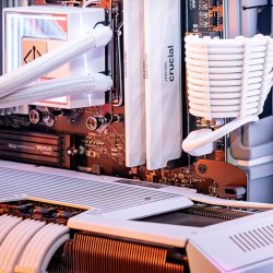 Předzvěst dalšího zdražování: Spotřebitelské RAM a SSD značky Crucial končí