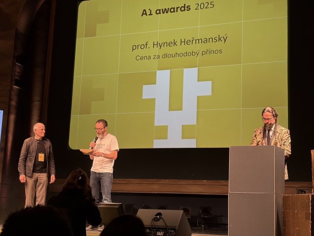 AI Awards 2025: Česká AI boduje ve světě, mění školy a zaměřuje se na bezpečnost