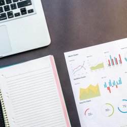 Růst české ekonomiky vlivem aktivní bilance zahraničního obchodu zrychlil