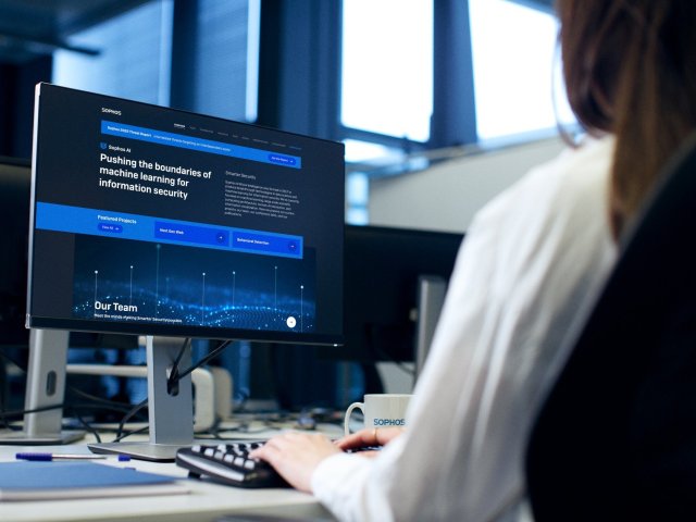 Kybernetické hrozby v roce 2026: Od ransomwaru po AI podvody a interní rizika