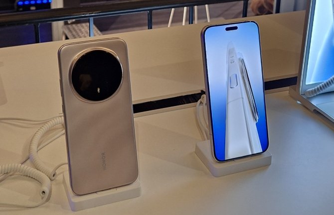 Telefony HONOR Magic8 Pro a Magic8 Lite zaujmou výbavou, výkonem, vysokou odolností i dlouhou výdrží