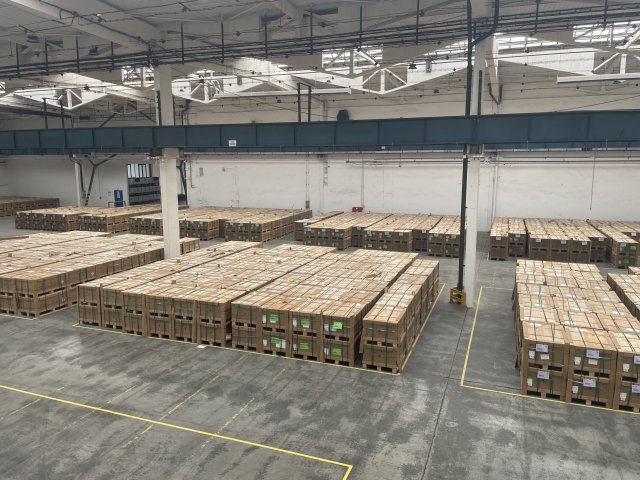 Sklady baterií elektromobilů v ČR hlídá před požárem unikátní technologie