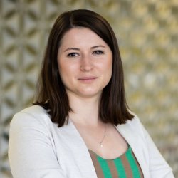 Vedení Vodafonu v Česku posílily Dana Fajmonová a Hilda László