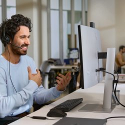 AI zrychluje kybernetické útoky. I levné a rychlé nástroje obcházejí současnou obranu