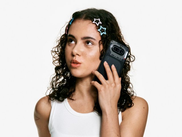 Nothing představil telefony Phone (4a) a Phone (4a) Pro