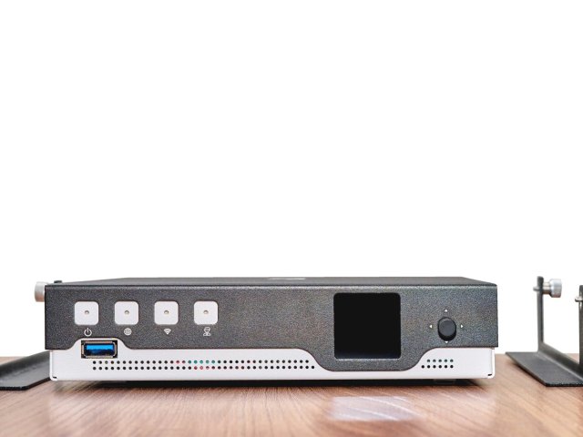 Nový 10Gbps router od CZ.NIC míří do racků a klade důraz na bezpečnost