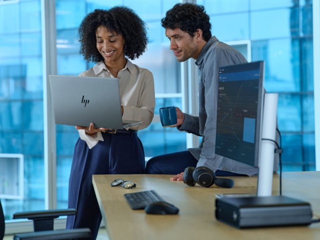 IDC kvůli nedostatku pamětí zhoršilo letošní prognózu prodeje PC