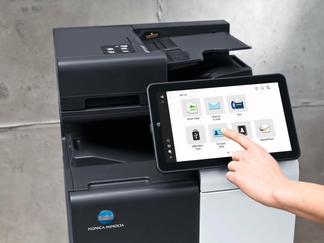 Konica Minolta zjednoduší přístup k moderním tiskovým funkcím tisícům malých a středních firem
