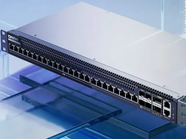 QNAP uvedl na trh L3 Lite řízený 100GbE switch QSW-M7230-2X4F24T