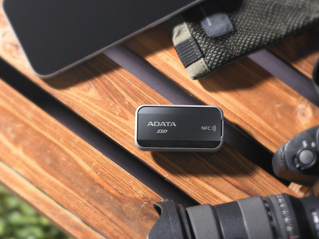 ADATA uvedla na trh externí SSD Urban Tapsafe s NFC a podporou více uživatelů