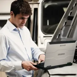 Red Hat a Panasonic spolupracují na zlepšení odolnosti a bezpečnosti edge zařízení