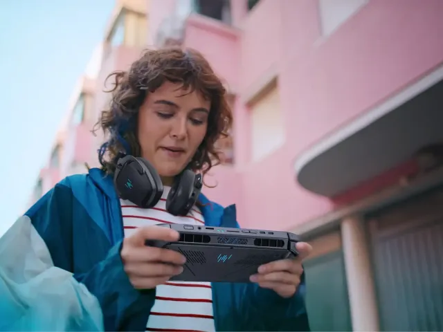 Acer představil nový herní handheld s procesory a grafikami Intel Arc