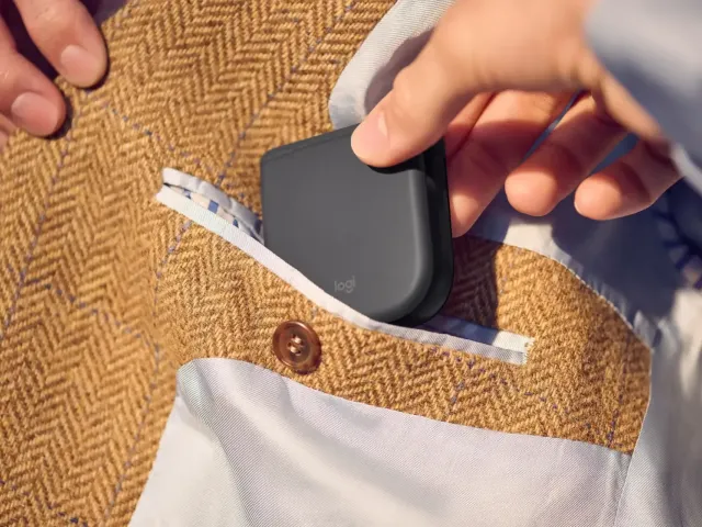 Logitech uvedl na trh ultra přenosnou skládací myš Mobi Fold pro práci na cestách
