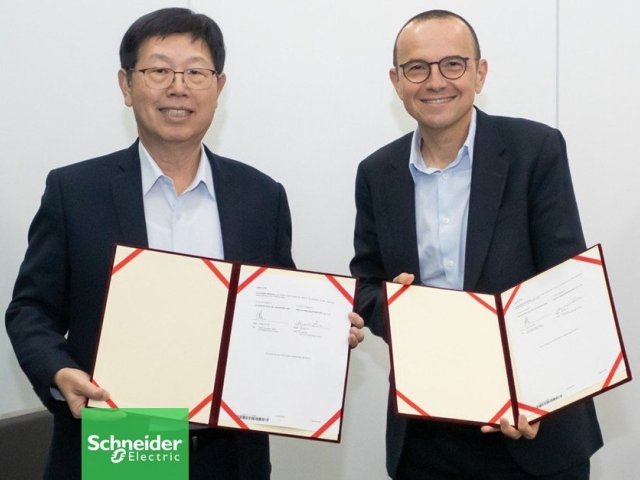 Schneider Electric a Foxconn urychlí výstavbu AI datových center příští generace