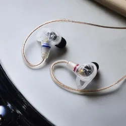 Sony uvádí na trh sluchátka IER-M500 s vysokou úrovní izolace hluku