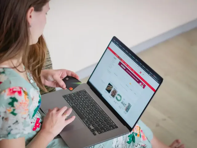 E-shopy mají méně než měsíc na splnění požadavků AI Actu. Mnoho z nich ale neví, co přesně to znamená