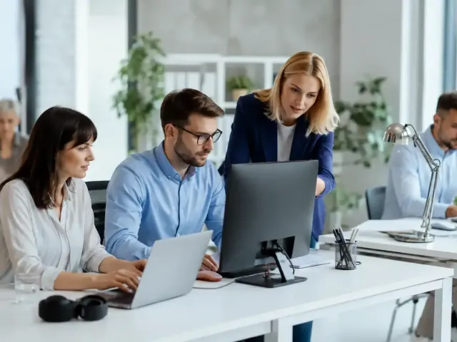 Salesforce je již 13. rok po sobě jedničkou mezi poskytovateli CRM