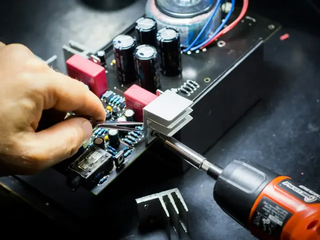 Právo na opravu přichází. Legislativa sama ale nárůst elektroodpadu nezastaví