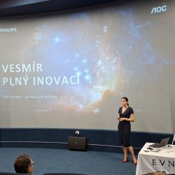 Vesmír plný inovací: SMB event pro partnery AOC a Philipsu v Planetáriu Praha