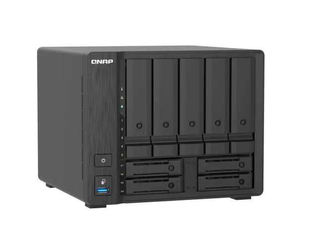 QNAP: úložiště TS-h966TX