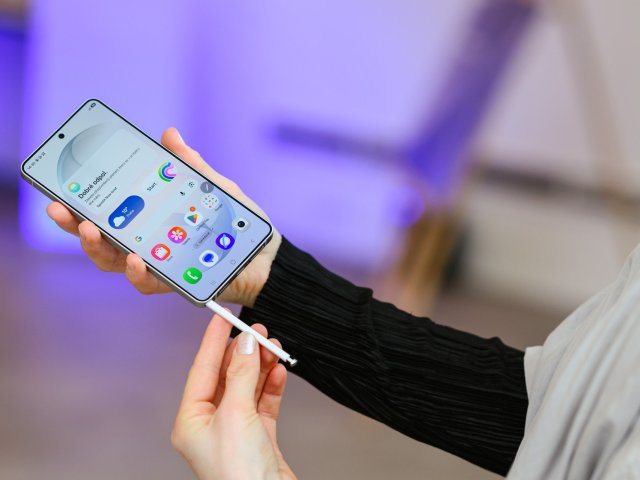 Samsung oficiálně nabízí uživatelské rozhraní One UI 9 i starším přístrojům