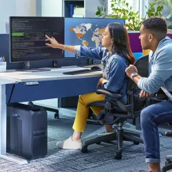 Red Hat AI 3.5 se soustředí na bezpečnost a monitoring firemní umělé inteligence
