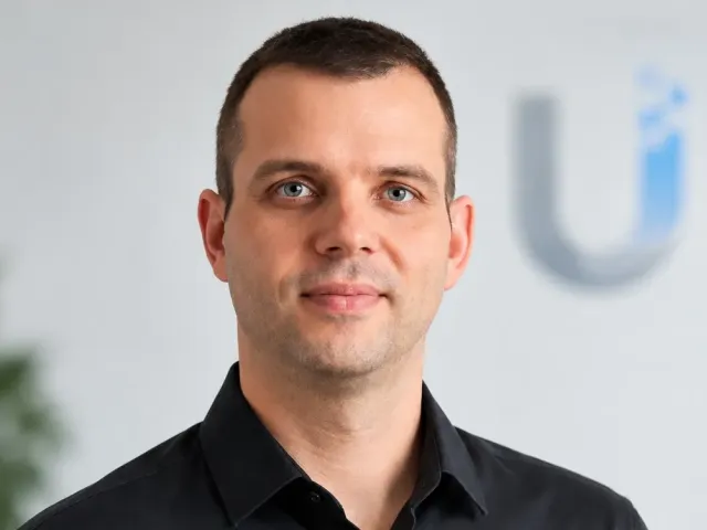 Petr Winkelhöfer z EET Group získal prestižní certifikace Ubiquiti UniFi Full Stack Professional a Ubiquiti UniFi Wireless Admin