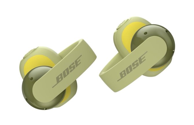 Bose: sluchátka Ultra Open Earbuds a Sport Open Earbuds