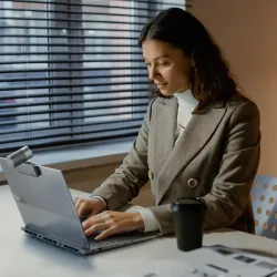 GFI integrovala Eloquens AI do GFI KerioConnect