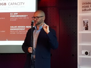 Garry Edwards, product marketing director ve WD