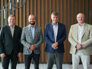 Zleva Maroš Krnáč (Radium), Miroslav Bielčik (Commander), Martin Cígler (Seyfor), Jiří Kudrna (Radium).