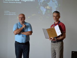 Zleva Aleš Pernecký (DNS) a Jan Kašpar (Huawei)