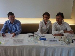 Vpravo Gerald Lanzeritz, regionální manažer společnosti Hybris pro střední a východní Evropu