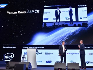 Roman Knap a Libor Bouček při zahájení konference SAP Forum 2017