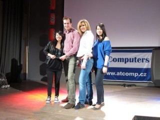Martin Wanke, marketingový ředitel AT Computers přebírá cenu Reseller Magazinu Czech & Slovak IT Vendor Awards 2011
