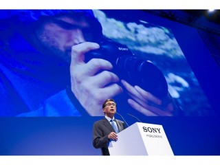 Howard Stringer, předseda správní rady, generální ředitel a prezident Sony