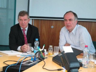 Martin Procházka (generální ředitel), Ivo Rosol (technický ředitel) OKsystem