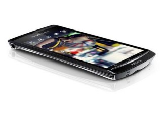 Telefon je vybaven 8,1 megapixelovým fotoaparátem a možnosti nahrávat videa v HD