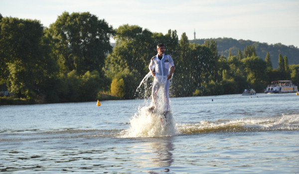 Flyboardové vystoupení